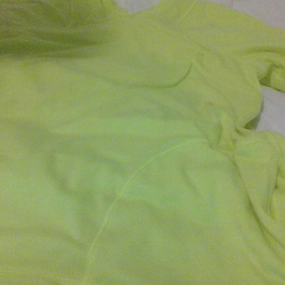 NWT-Lululemon Lightweight Cinched Hem Hiking T- Shirt Highlight Yellow - Picture 3 of 3